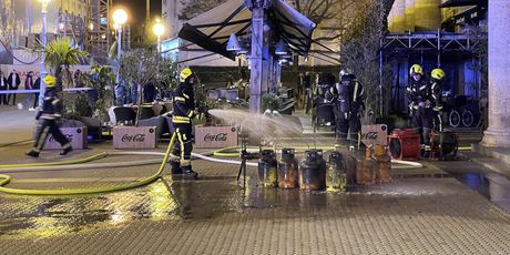 U podrumu kafića na zagrebačkom Trgu bana Jelačića izbio požar - 1