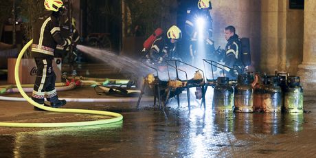 U podrumu kafića na zagrebačkom Trgu bana Jelačića izbio požar - 4