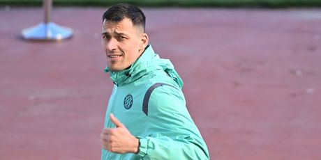 Lovre Kalinić stigao na doček