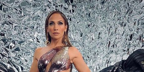 Jennifer Lopez - 3