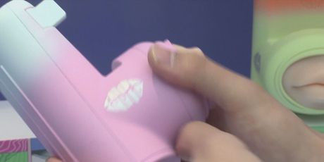 Uređaj za ljubljenje na daljinu - 4