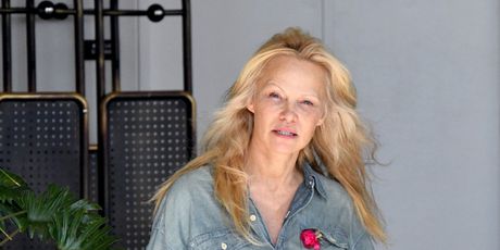 Pamela Anderson - 2
