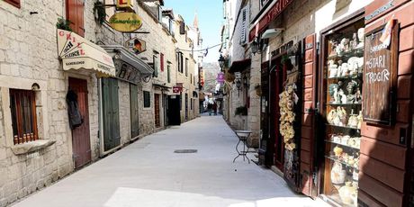 Ulice Trogira dobile novo popločenje