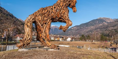 Drvene skulpture - 1