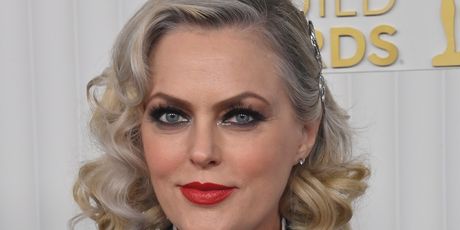 Elaine Hendrix - 9