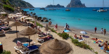 Plaža nasuprot otoka Es Vedra