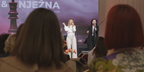 In Magazin: Blanka Vlašić, Odvažna & nježna - 7