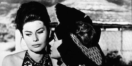 Soraya Esfandiary-Bakhtiary - 4