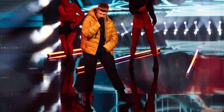 Laura Sučec kao Grše - 2