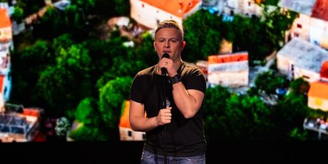 Sven Pocrnić kao Thompson - 2