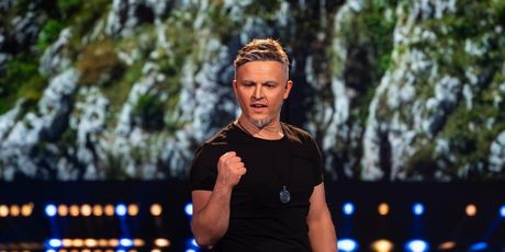 Sven Pocrnić kao Thompson - 9