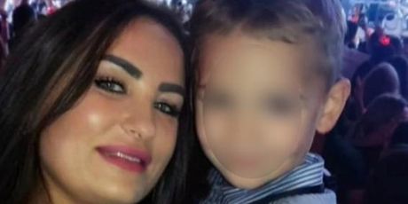 Borka Mihajlović s unukom