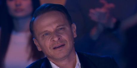 Dora Trogrlić, Enis Bešlagić