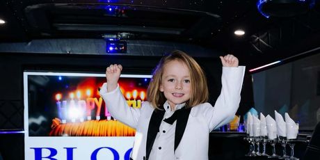 Maja Šuput na Instagramu, Bloom Tatarinov