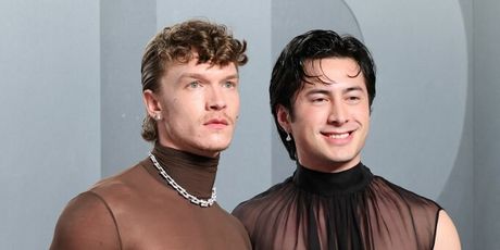 Connor Storrie i Hudson Williams