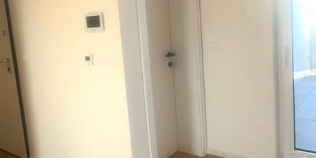 Nika Antolos na Instagramu