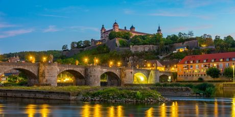 Most Alte Mainbrücke,