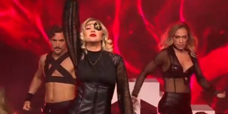 Dora Trogrlić kao Madonna