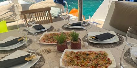 Život hostese na jahti - 7