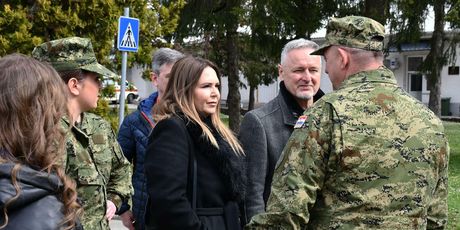 Marko Perković Thompson, Sandra Perković