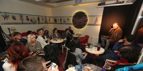 Spomenik Chucku Norrisu - 5