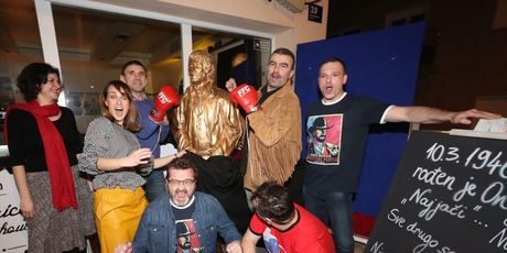 Spomenik Chucku Norrisu - 6