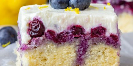 Poke kolač od borovnica