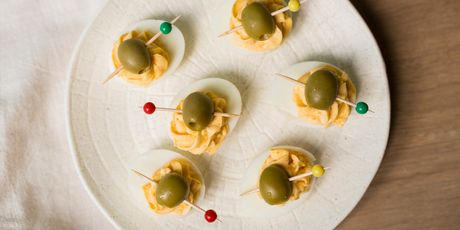 Punjena jaja inspirirana martinijem