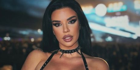 Ivana Knoll