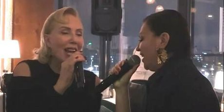 Lepa Brena i Nina Badrić - 1