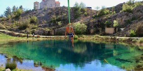 Highline na izvoru Cetine
