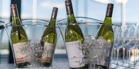 Cloudy Bay Sauvignon Blanc 2016. I Cape Mentelle kupaža Sauvignon Blanc i Sémillon 2016.