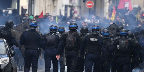 Proslava Praznika rada u Francuskoj se otela kontroli (Foto: AFP)