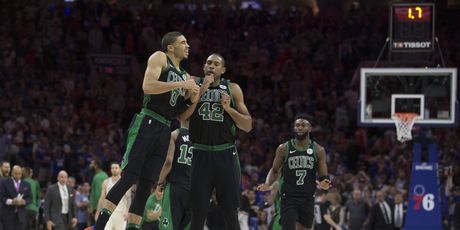 Boston slavi pobjedu u Philadelphiji (Foto: AFP)