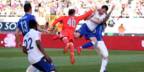 Hajduk - Dinamo (Photo: Miranda Cikotic/PIXSELL)
