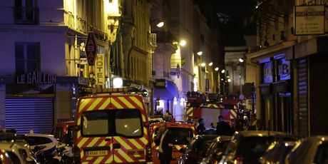 Napadač izbo nekolicinu ljudi nožem u centru Pariza, policija ga ubila (Foto: AFP)