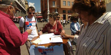Počelo prikupljanje potpisa za referendume (Foto: Dnevnik.hr) - 3