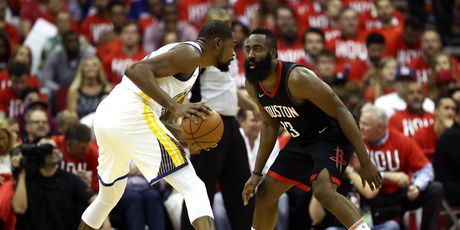 Kevin Durant i James Harden (Foto: AFP)
