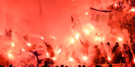 Bakljada na finalu Europske lige (Foto: AFP)