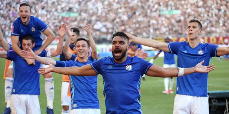 Soudani i igrači Dinama na Poljudu (Photo: Miranda Cikotic/PIXSELL)