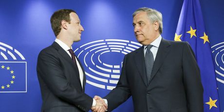 Mark Zuckerberg i Antonio Tajani (Foto: © European Union 2018 - Source : EP)