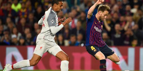 Ivan Rakitić u akciji protiv Liverpoola (Foto: AFP)
