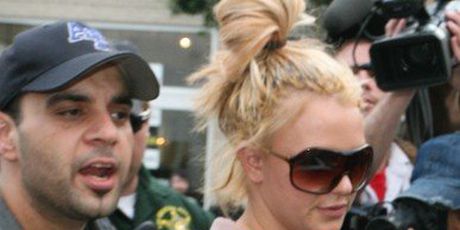 Britney Spears i Sam Lutfi (Foto: Profimedia)