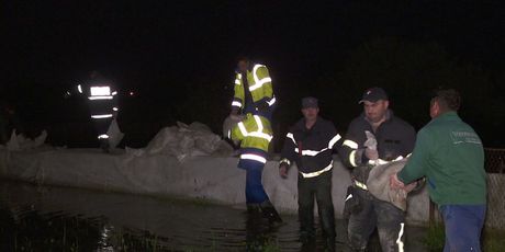 Obrana ugroženih područja od poplava (Foto: Dnevnik Nove TV)