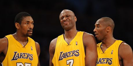 Ron Artest, Lamar Odom i Kobe Bryant (Foto: AFP)