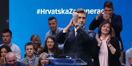 Energičan motivacijski govor premijera Plenkovića (Foto: Dnevnik.hr) - 3