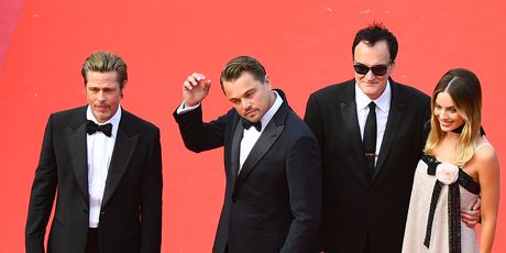 Brad Pitt, Leonardo DiCaprio, Quentin Tarantino i Margot Robbie (Foto: AFP)