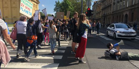 Prosvjed učenika za klimu (Dnevnik.hr)