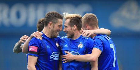 Arijan Ademi, Izet Hajrović, Dani Olmo (Foto: Slavko Midzor/PIXSELL