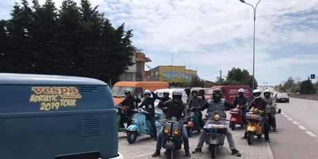 Vespa oldies Adriatic tour 2019. - 2